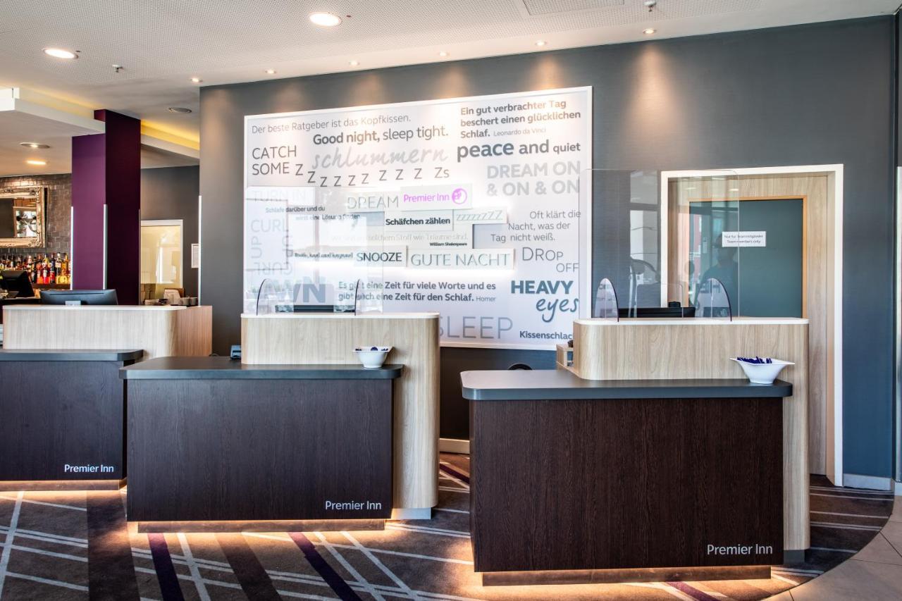Premier Inn Koeln City Sued Bagian luar foto