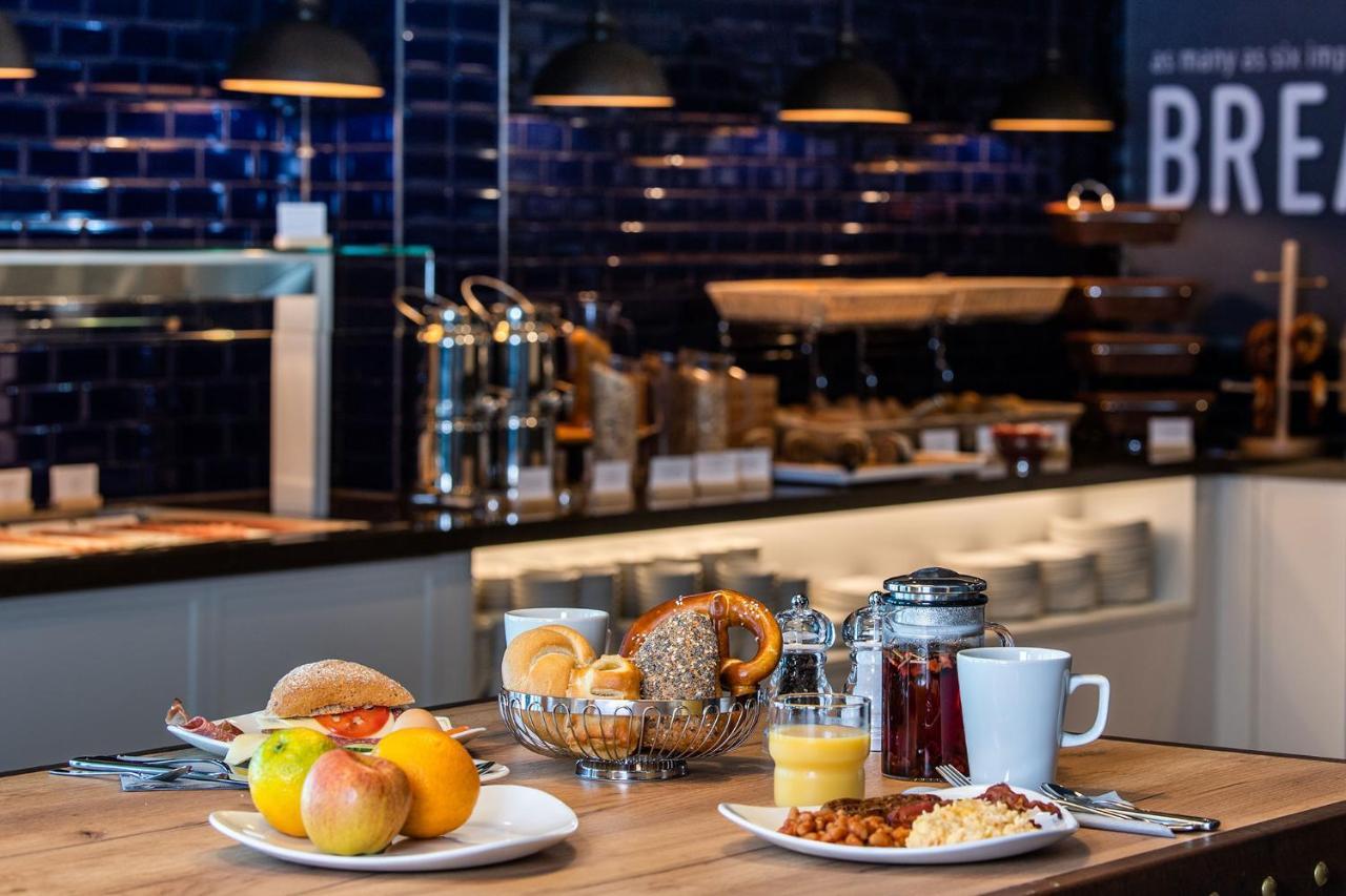Premier Inn Koeln City Sued Bagian luar foto
